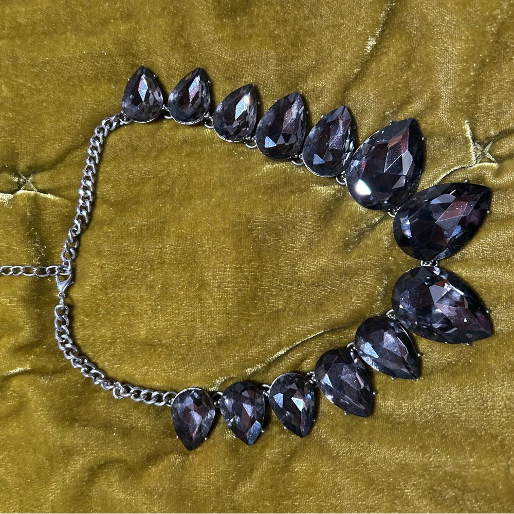Dramatic Grey Necklace